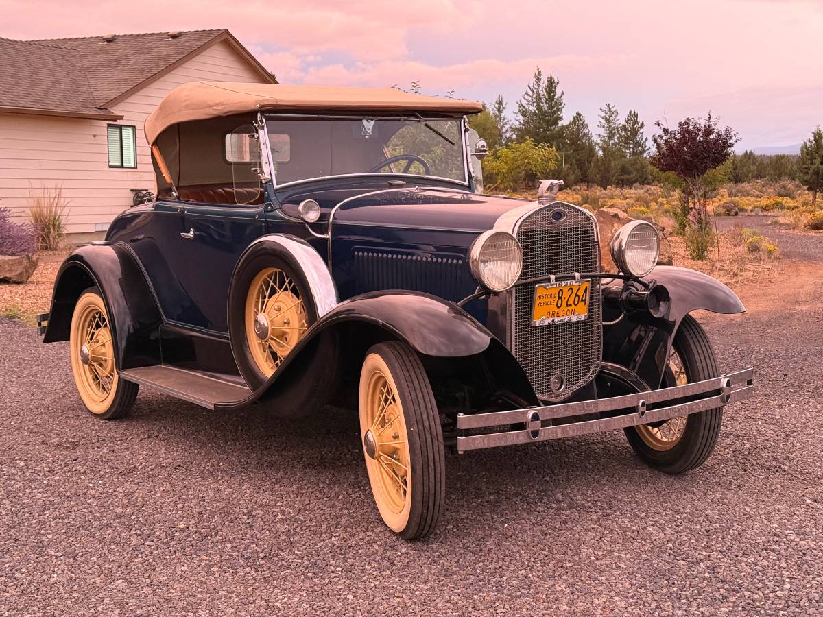 Ford-model-a-roadster-1930-blue-3