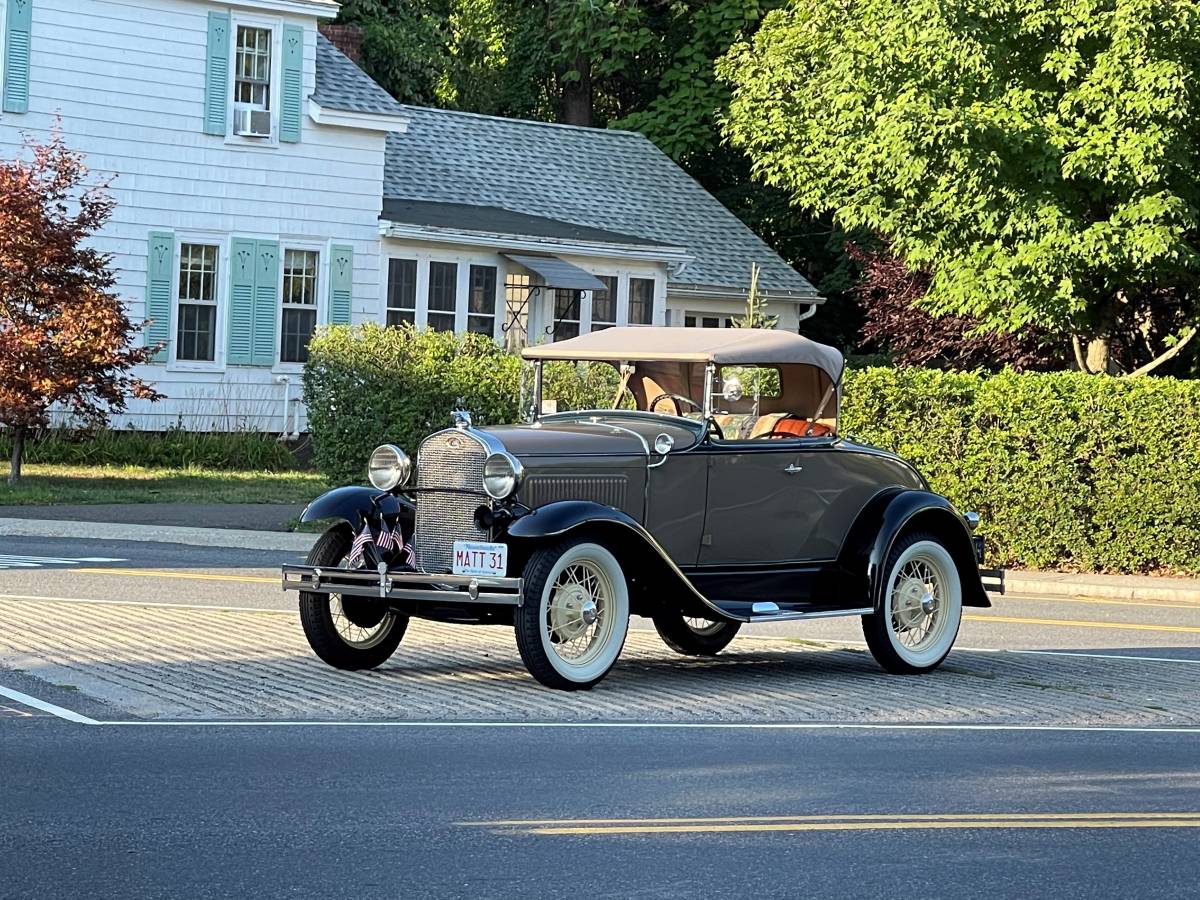 Ford-model-a-roadster-1931-custom-1