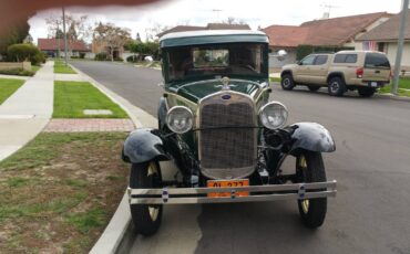 Ford-model-a-tudor-1930-green-1