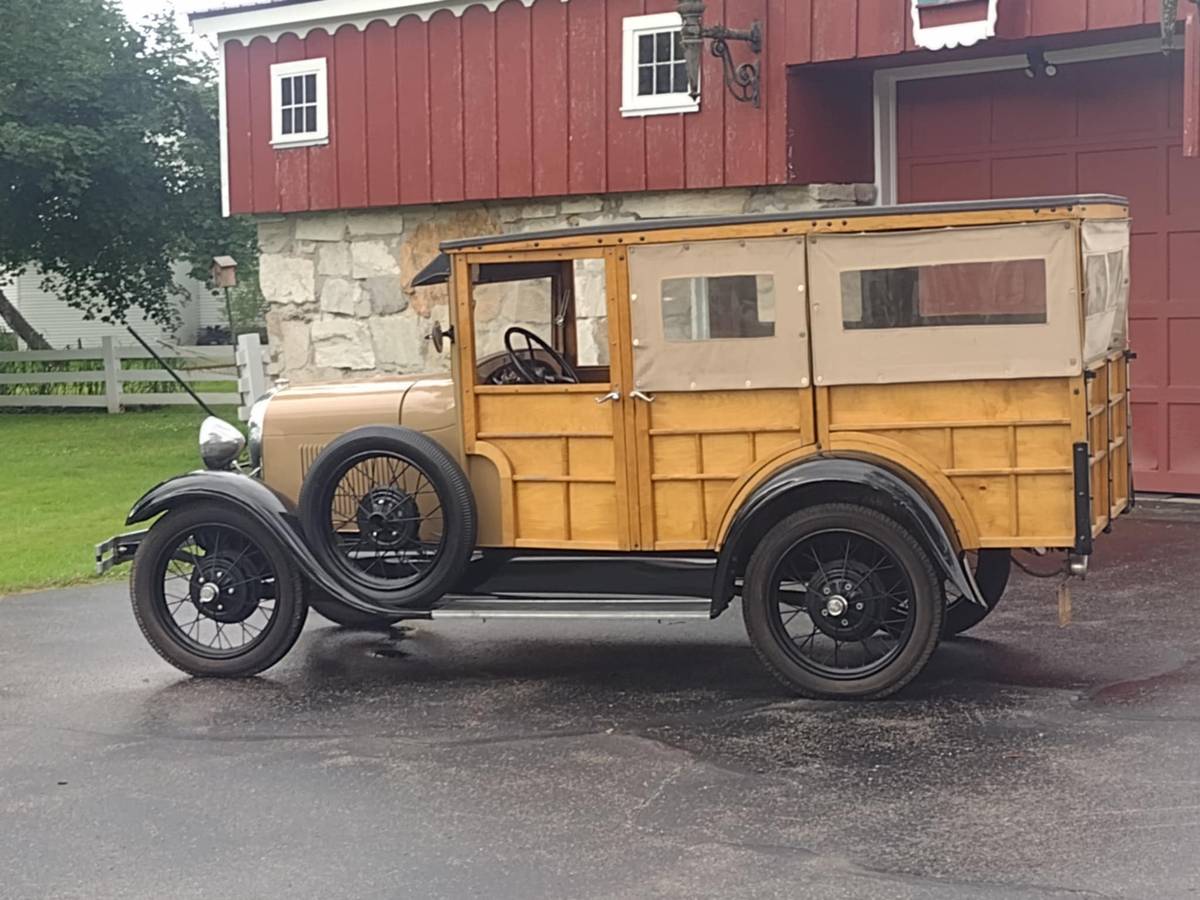 Ford-model-a-woody-1929-black-9