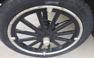 Ford-model-t-1919-black-9