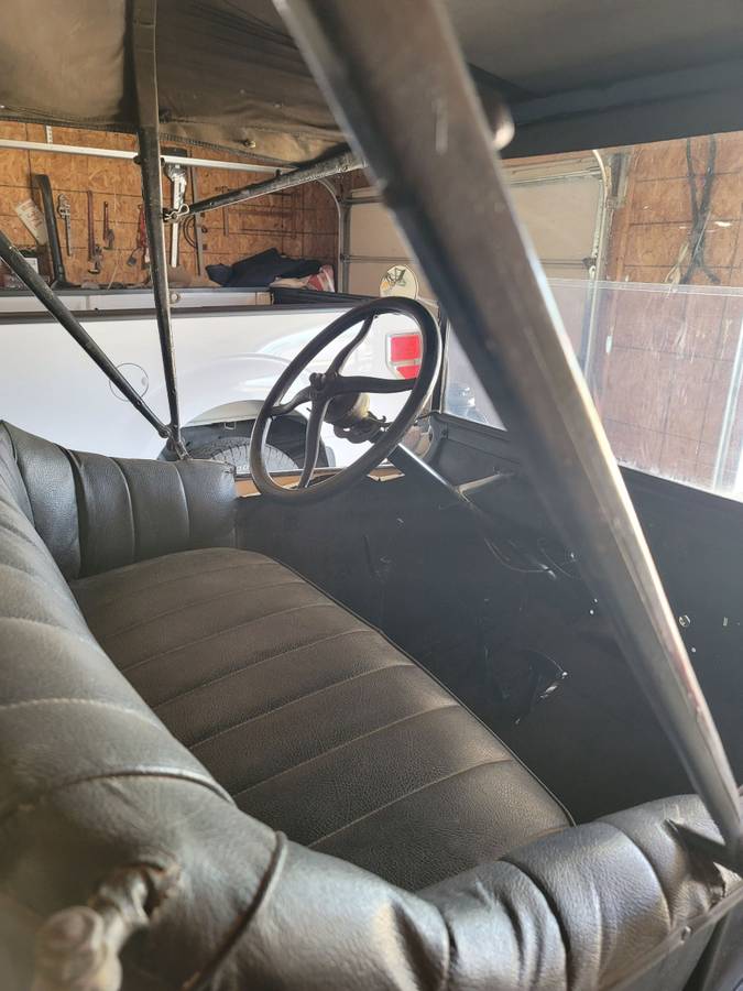 Ford-model-t-1920-3