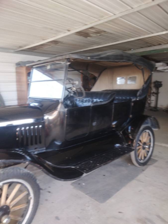 Ford-model-t-1921-1