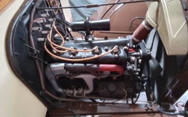 Ford-model-t-1921-brown-2