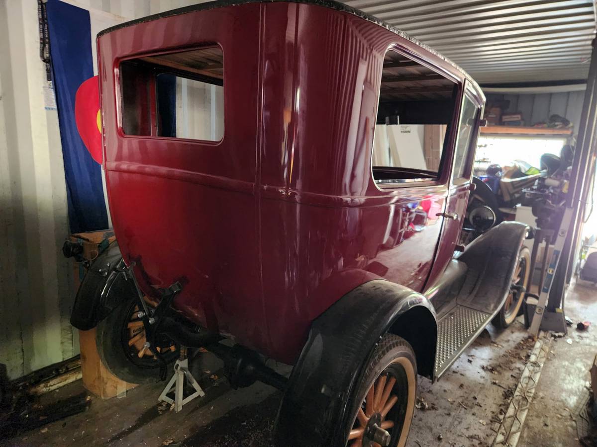 Ford-model-t-1927-1