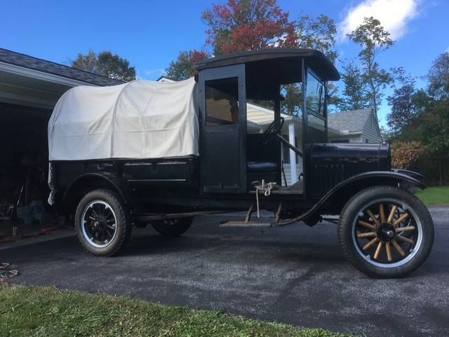 Ford-model-t-pick-up-1926-black-1