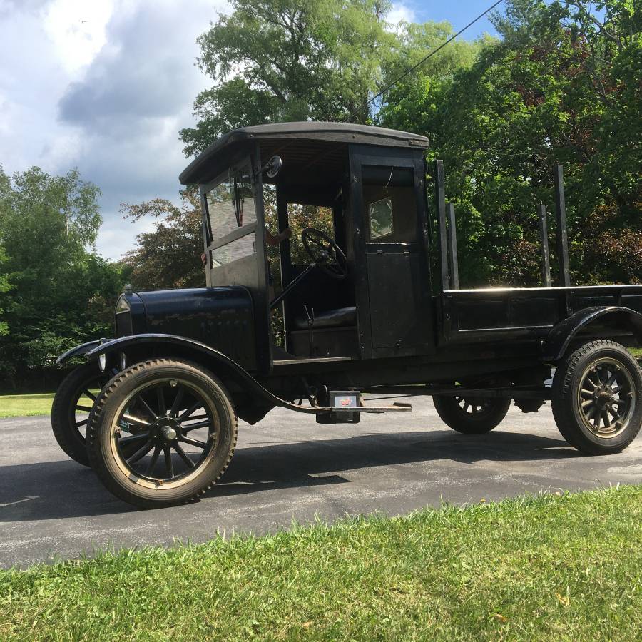 Ford-model-t-pick-up-1926-black-2