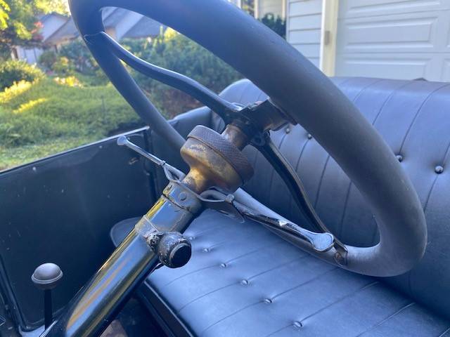 Ford-model-t-roadster-pickup-1926-black-3