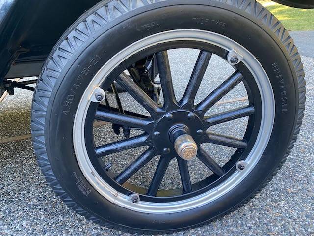 Ford-model-t-roadster-pickup-1926-black-4