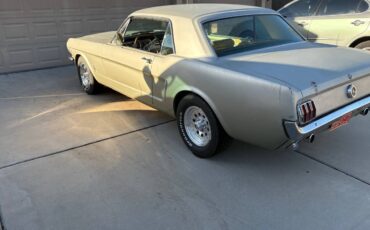 Ford-mustang-1965-3