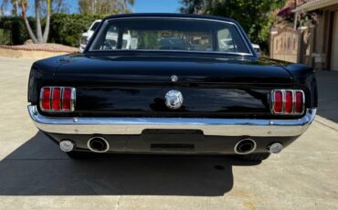 Ford-mustang-1965-black-1