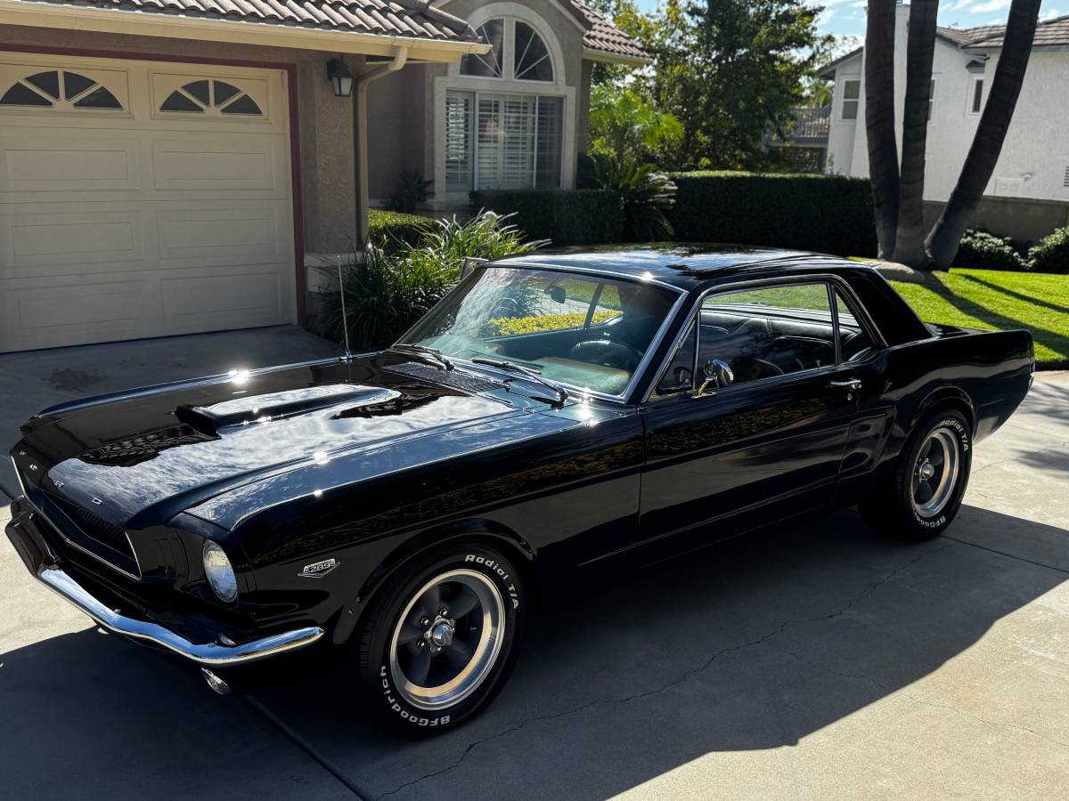 Ford-mustang-1965-black-10