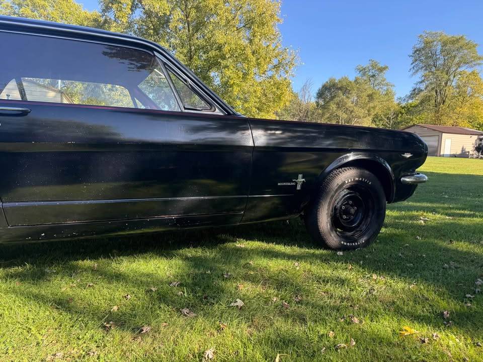 Ford-mustang-1965-black-10