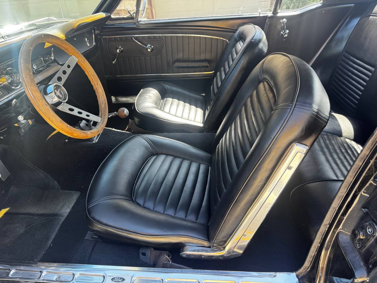 Ford-mustang-1965-black-14