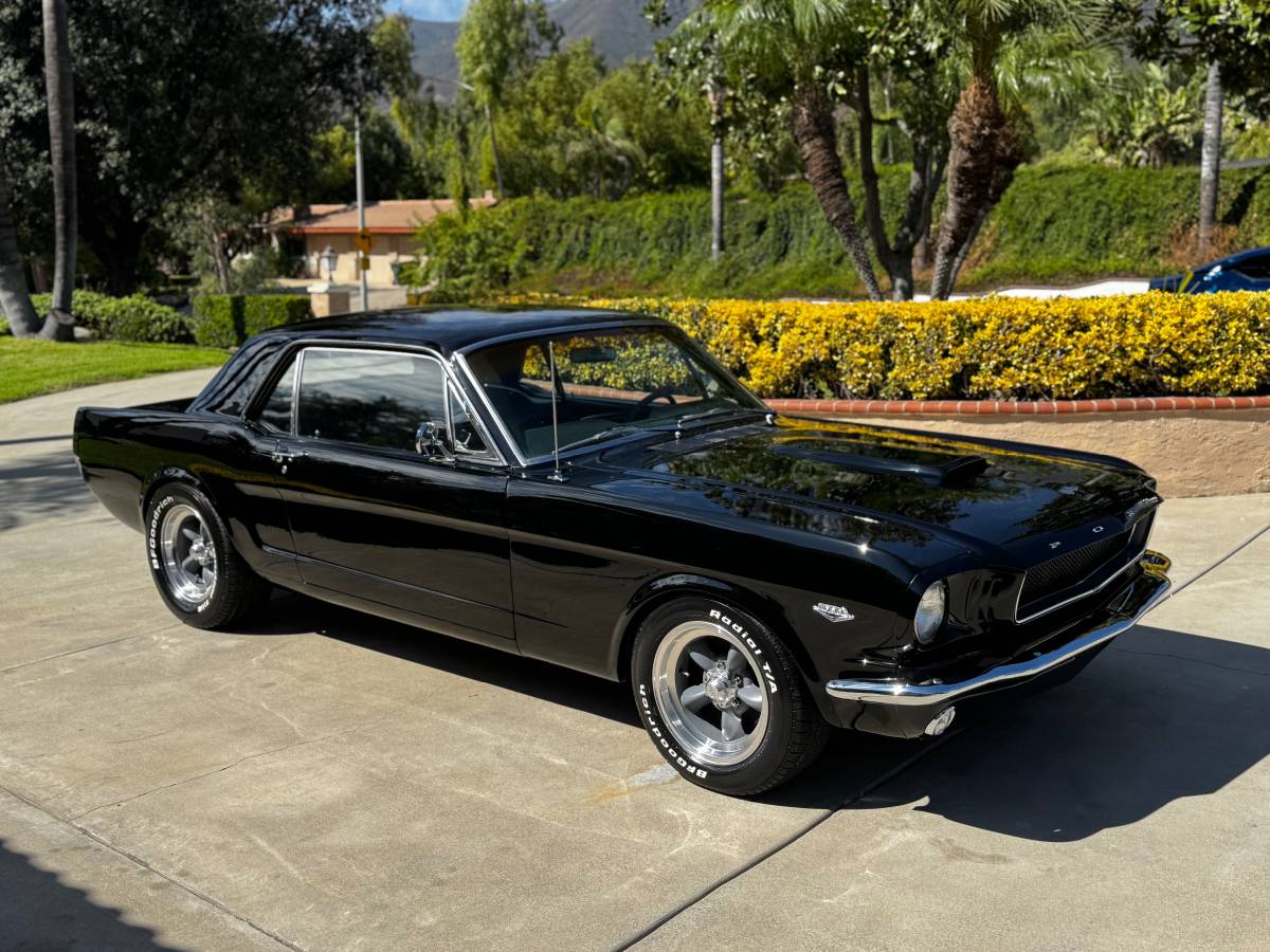 Ford-mustang-1965-black-6