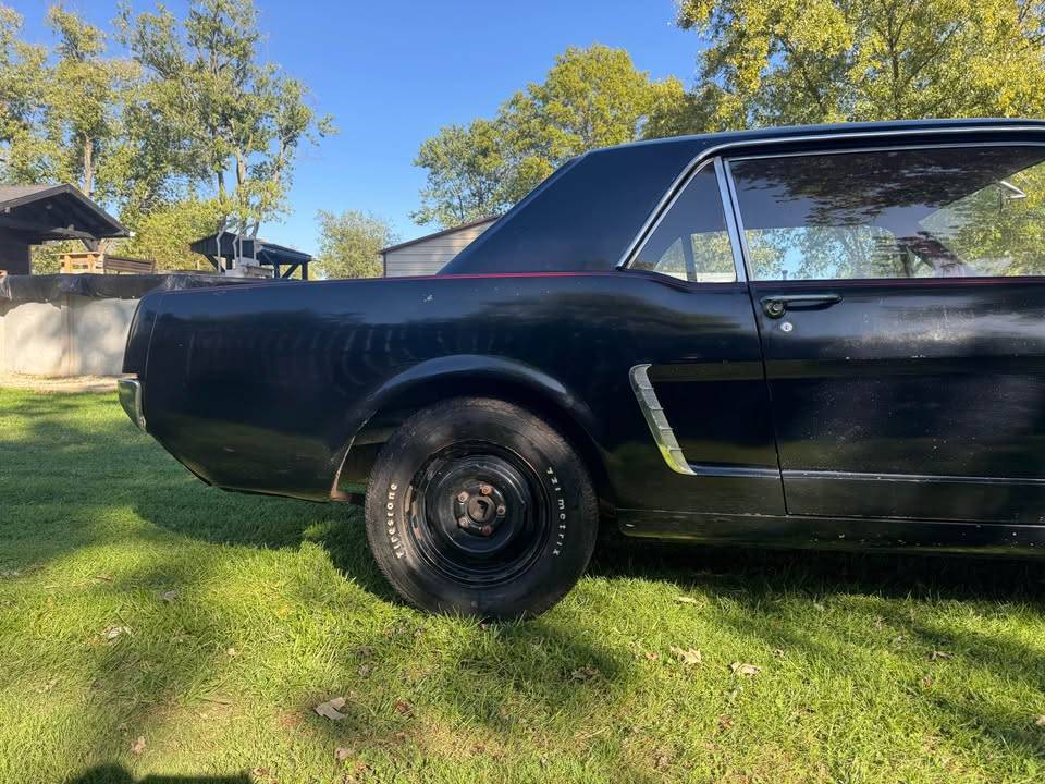 Ford-mustang-1965-black-9