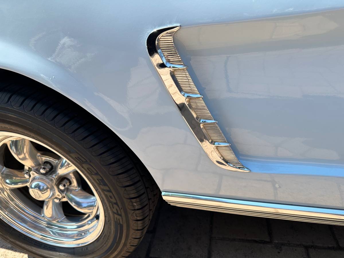 Ford-mustang-1965-blue-11