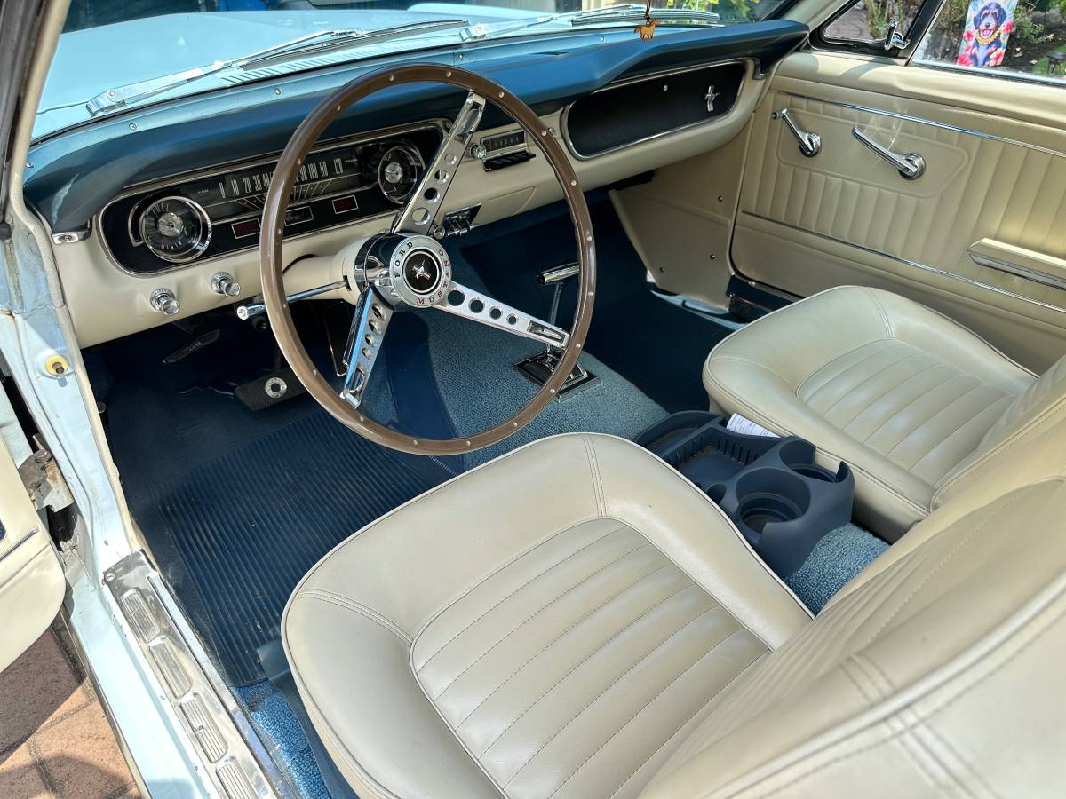 Ford-mustang-1965-blue-14