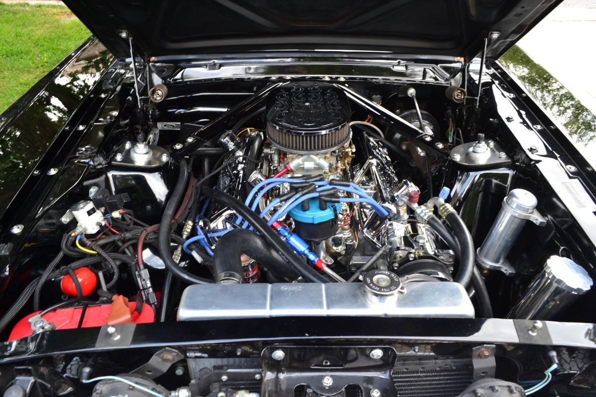 Ford-mustang-1965-blue-17