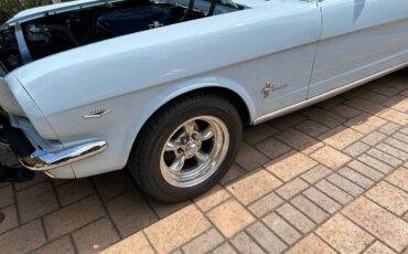 Ford-mustang-1965-blue-18