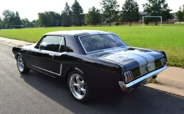 Ford-mustang-1965-blue-6