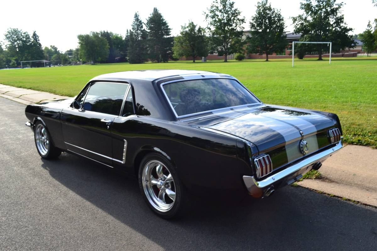 Ford-mustang-1965-blue-6