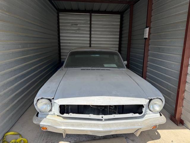 Ford-mustang-1965-grey
