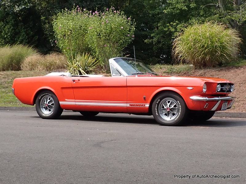 Ford-mustang-1965-red