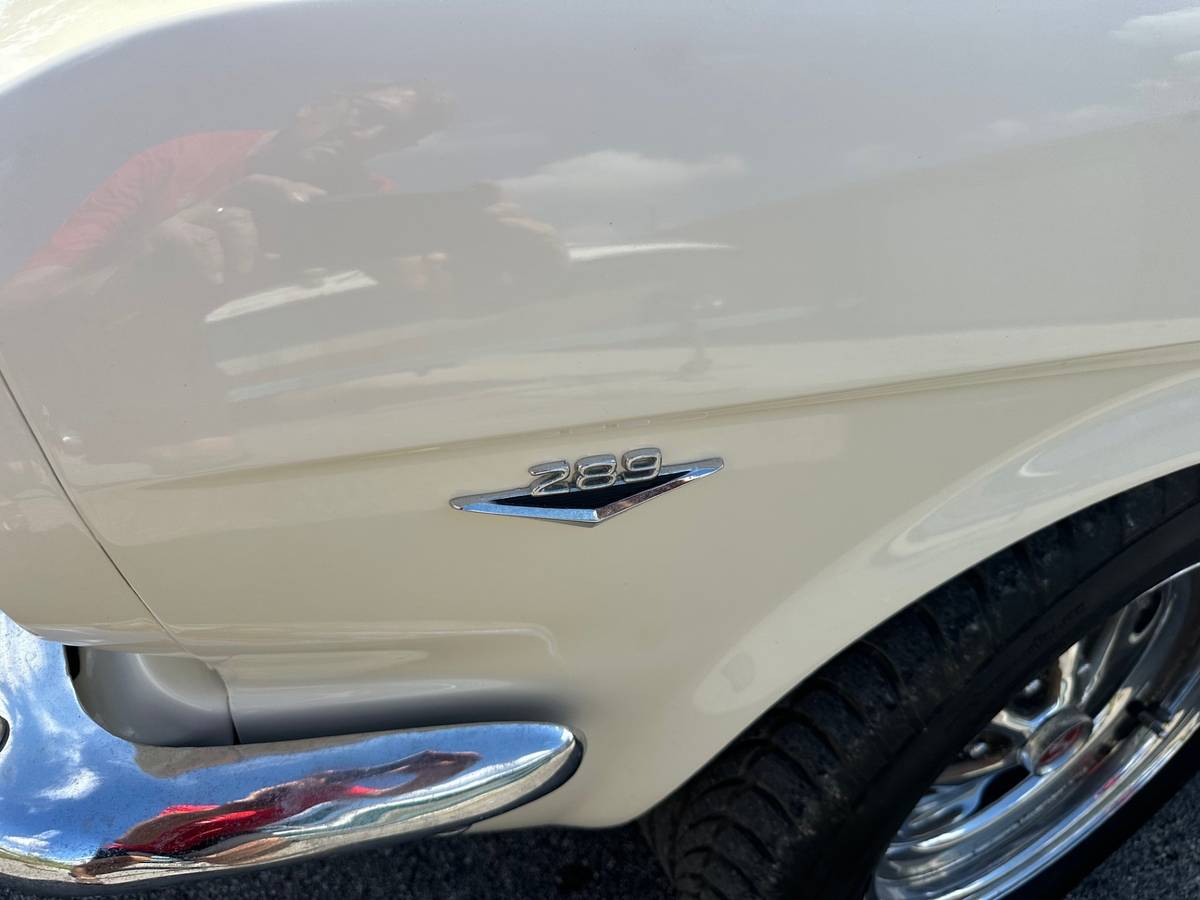 Ford-mustang-1965-white-10