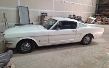 Ford-mustang-1965-white-4