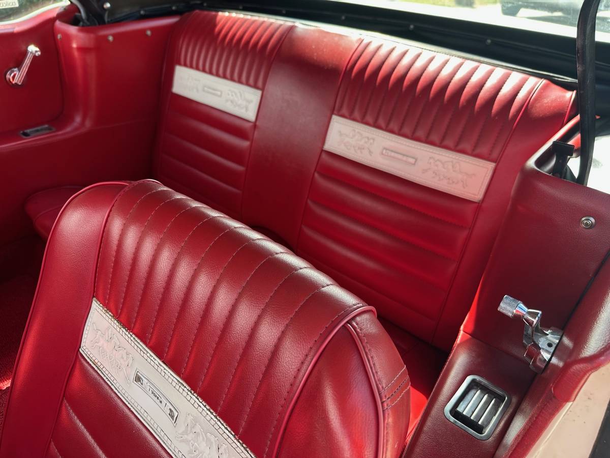 Ford-mustang-1965-white-5
