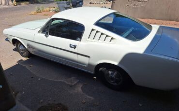 Ford-mustang-1965-white-5