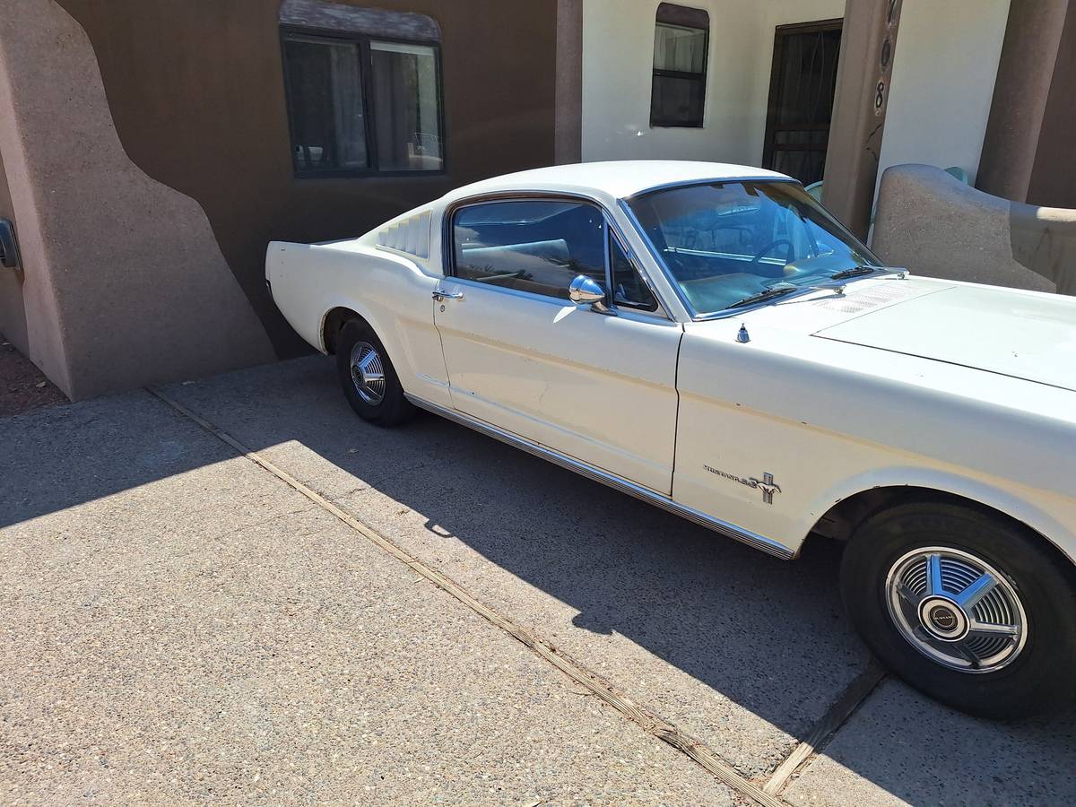 Ford-mustang-1965-white-7