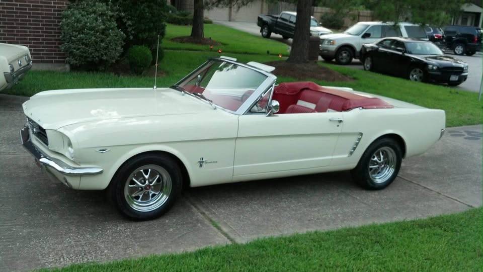 Ford-mustang-1965-white-8