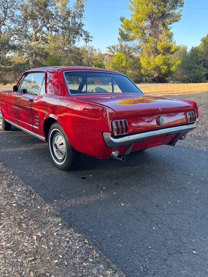 Ford-mustang-1966-1