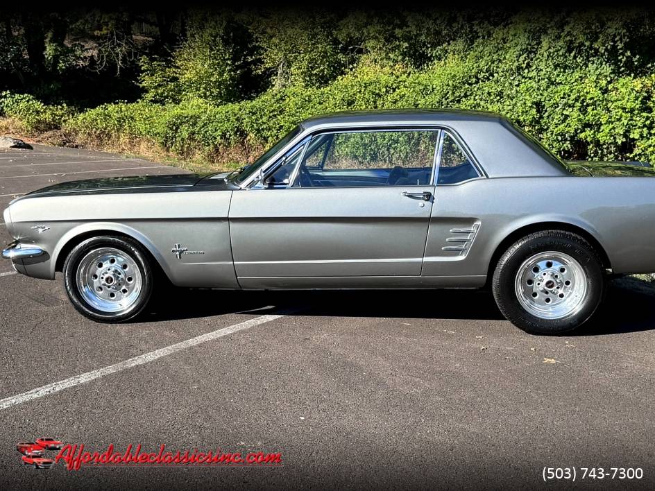 Ford-mustang-1966-10