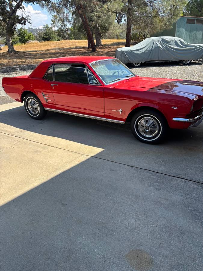 Ford-mustang-1966-11