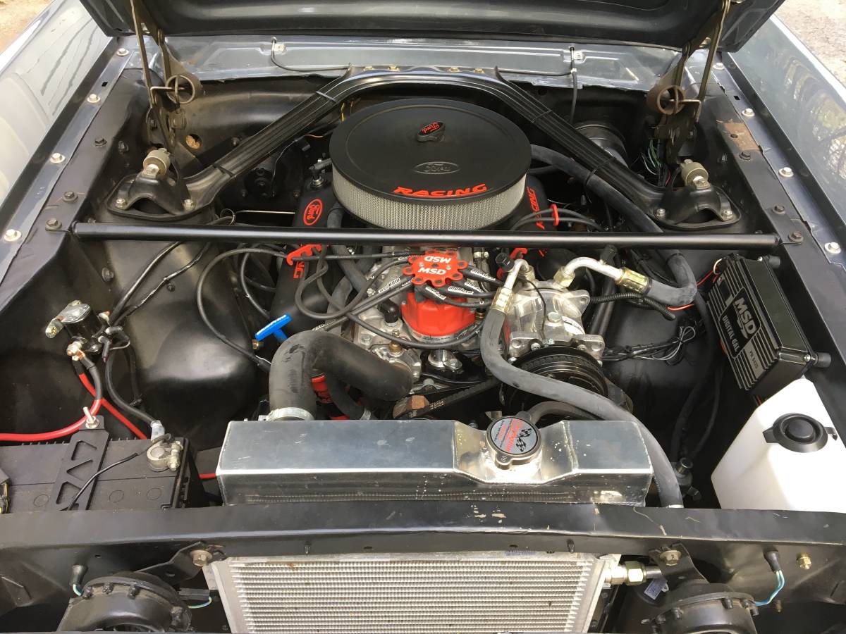 Ford-mustang-1966-16
