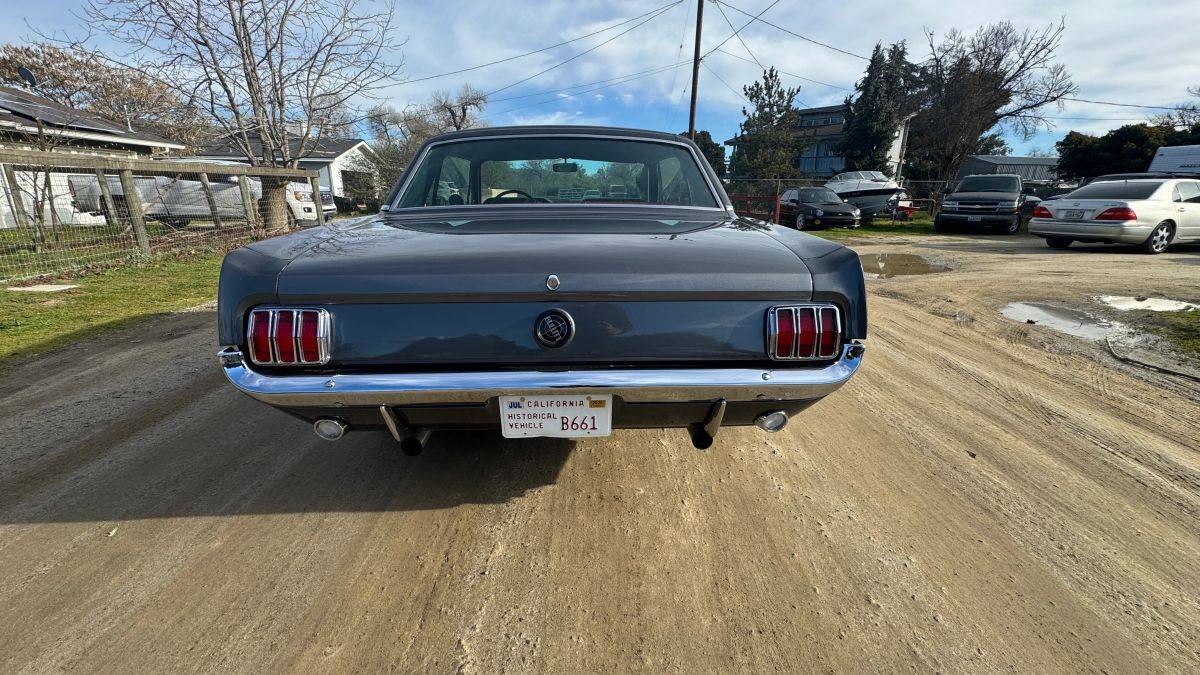 Ford-mustang-1966-18