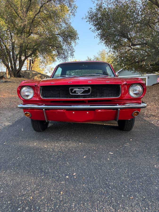 Ford-mustang-1966-2