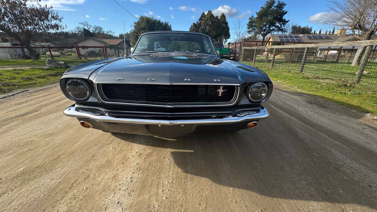 Ford-mustang-1966-20