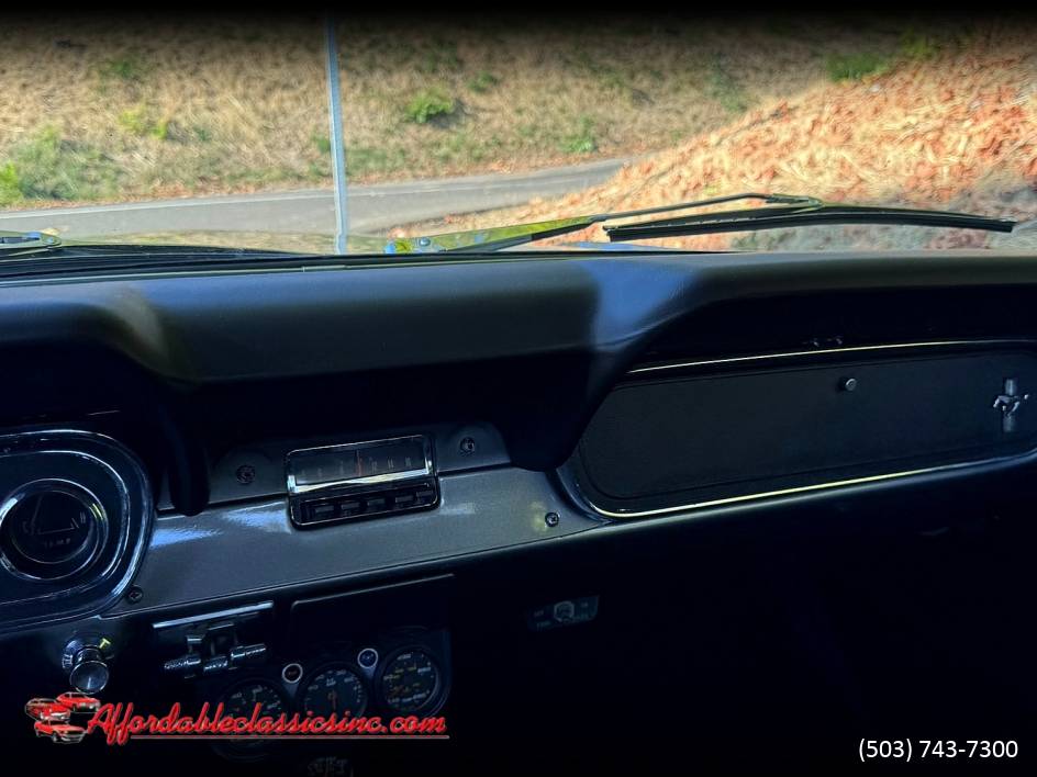 Ford-mustang-1966-3