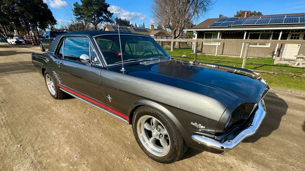 Ford-mustang-1966