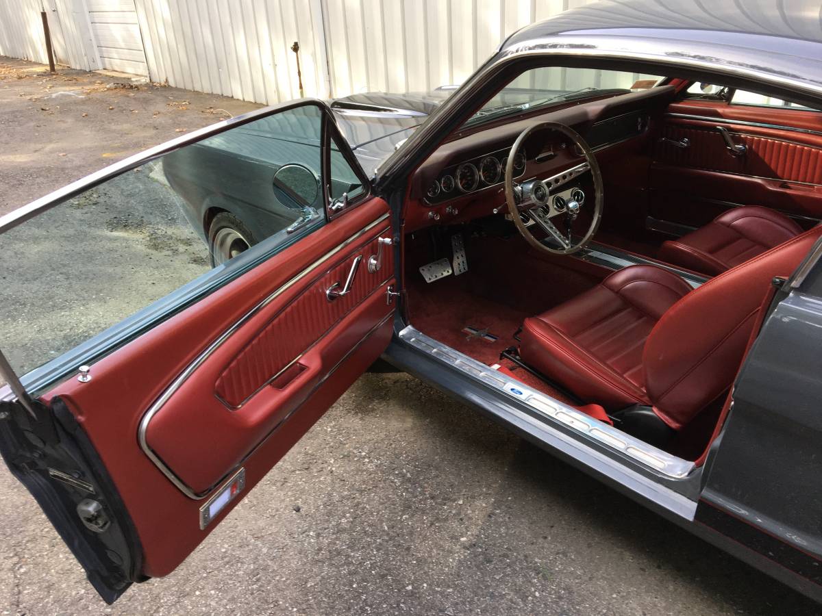 Ford-mustang-1966-5
