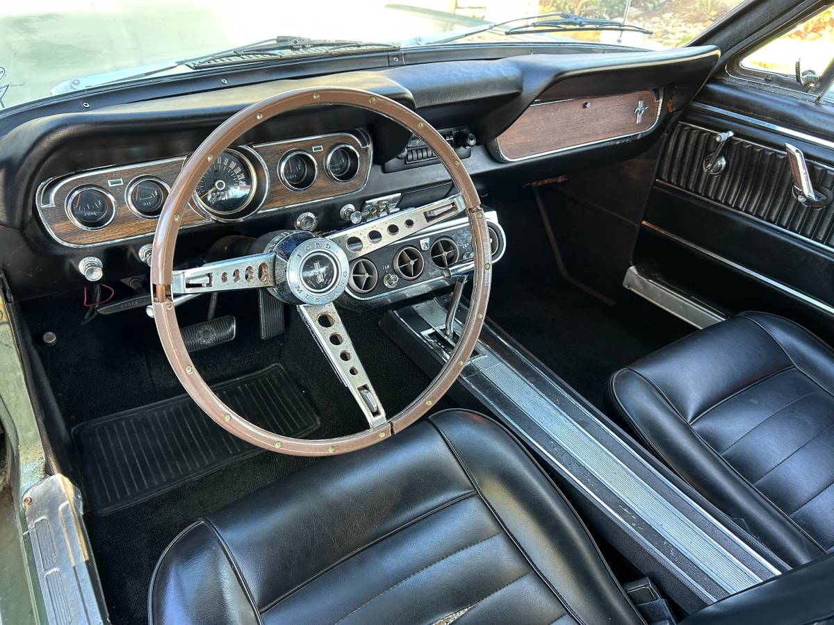 Ford-mustang-1966-7