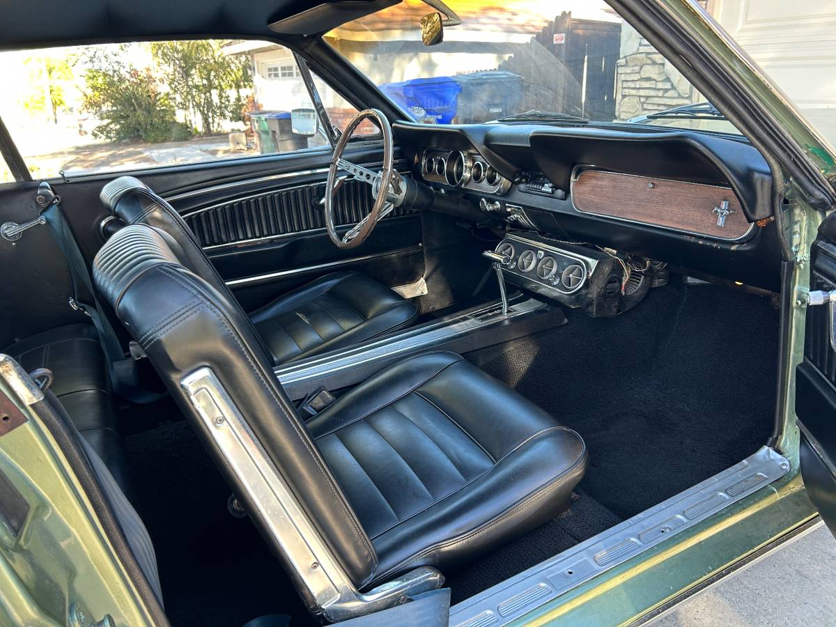Ford-mustang-1966-8