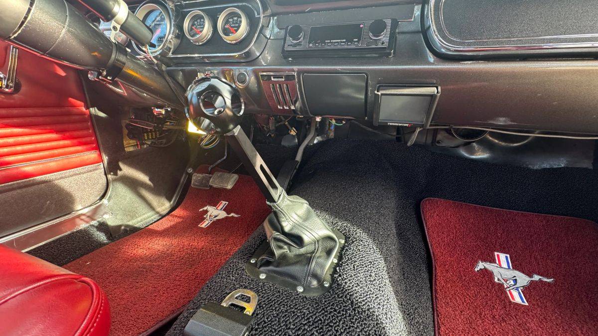 Ford-mustang-1966-9