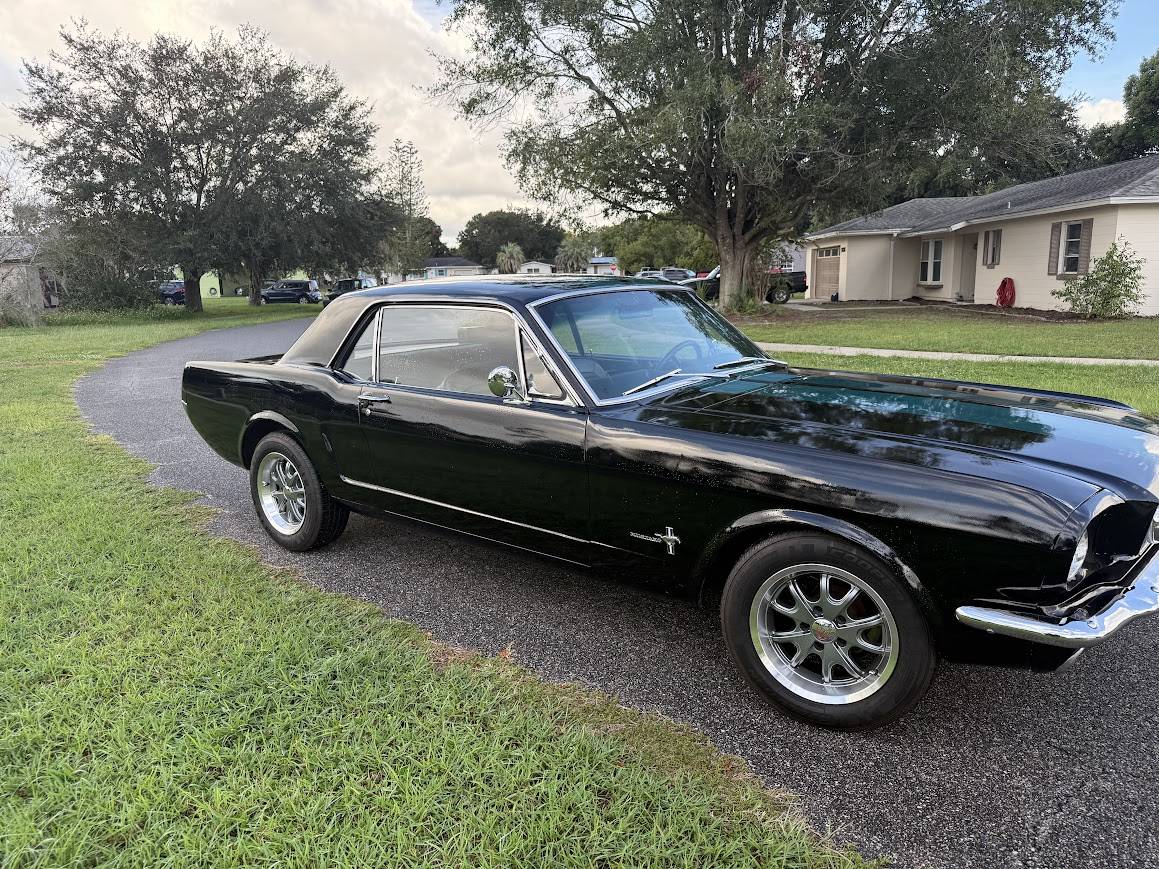 Ford-mustang-1966-black-15