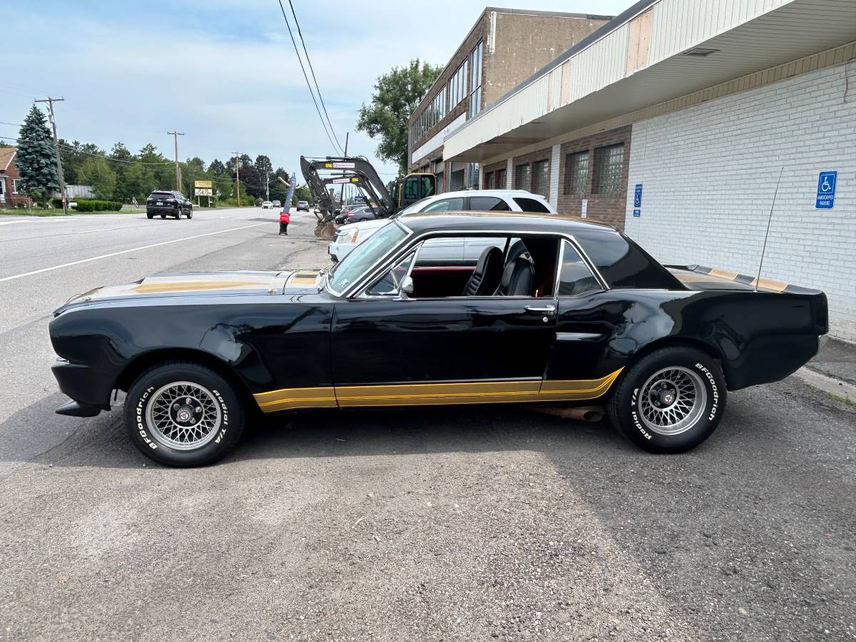 Ford-mustang-1966-black-3