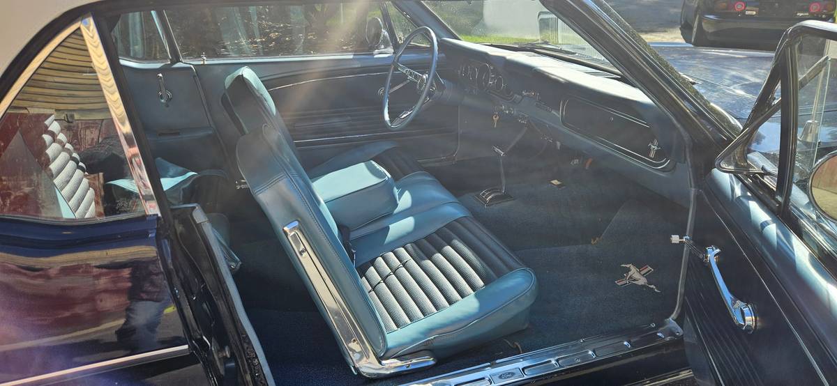Ford-mustang-1966-blue-4